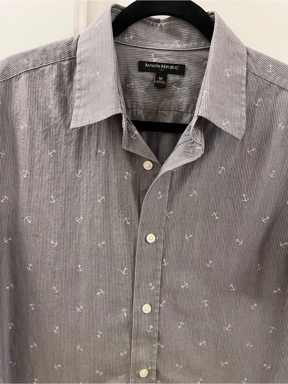 Banana Republic Gray Short-Sleeve Button-Down Shirt with Anchor Print - Size M